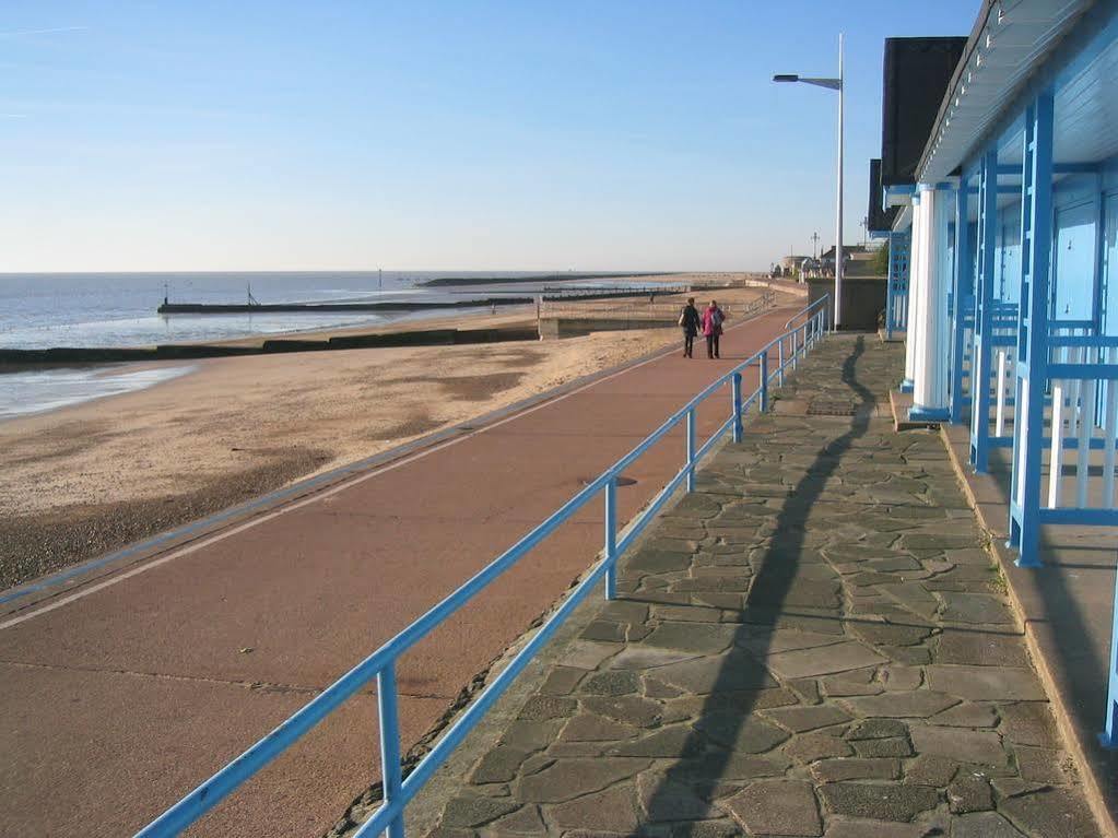 The Beeches Hotel Clacton-on-Sea Exterior photo